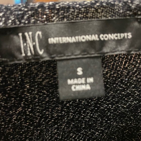 Sweater - Picture 3 of 4